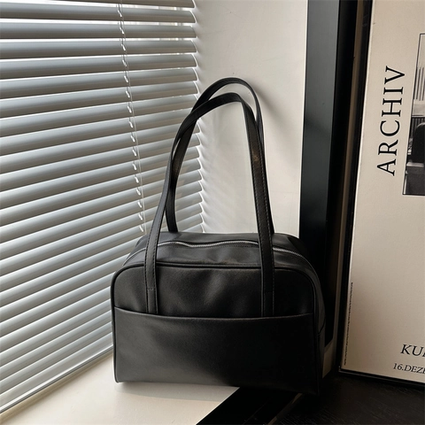 Vintage PU Leather Large Capacity Shoulder Bag For Women Minimalist Solid Color Underarm Bag Boston Commuter Tote Handbag
