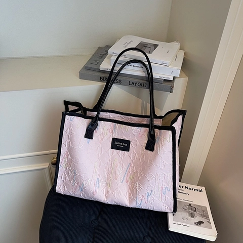 Women Large Capacity Quilted Tote Bag Colorful Wave Embroidery Casual Shoulder Bag Fashion Street Style Mommy Bag For Travel Office
