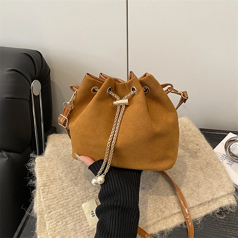 Elegante Beuteltasche Damen Aus Mattem Wildlederimitat Mit Kordelzug Aus Goldkette Und Künstliche Perlen Schultertasche Umhängetasche