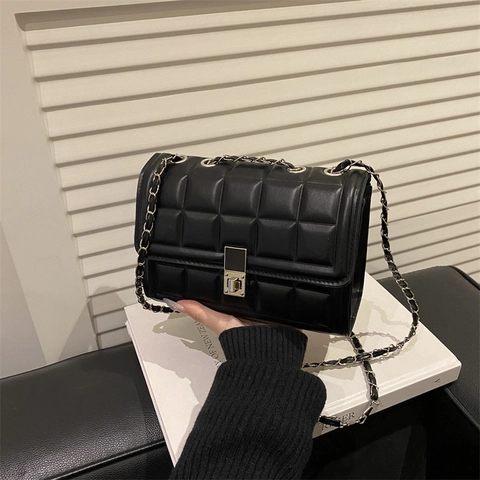 Women Quilted PU Leather Shoulder Bag With Chain Strap Metal Lock Fashion Square Crossbody Bag Small Handbag