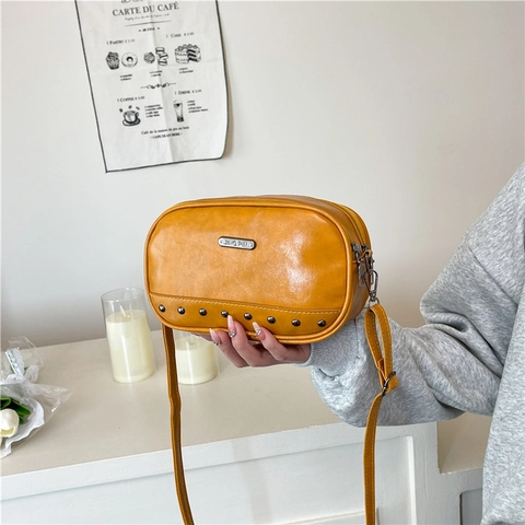 Women PU Leather Crossbody Bag Lightweight Small Shoulder Purse With Rivet Decor Adjustable Strap Trendy Double Zipper