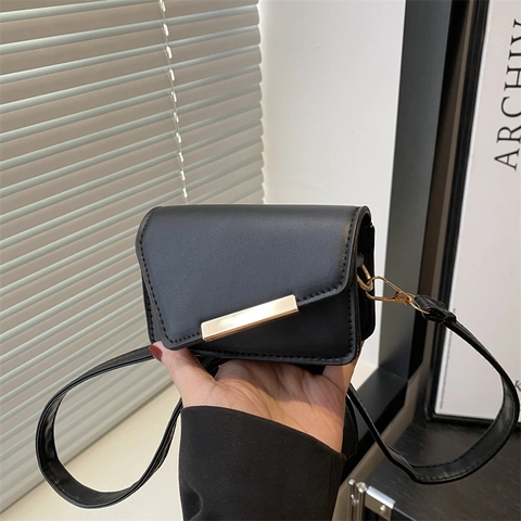 Borsa a Spalla Donna Mini in Pelle PU Piccola Borsa Quadrata a Tracolla Con Stampa Ciliegia Dettaglio Barra Metallica Dorata