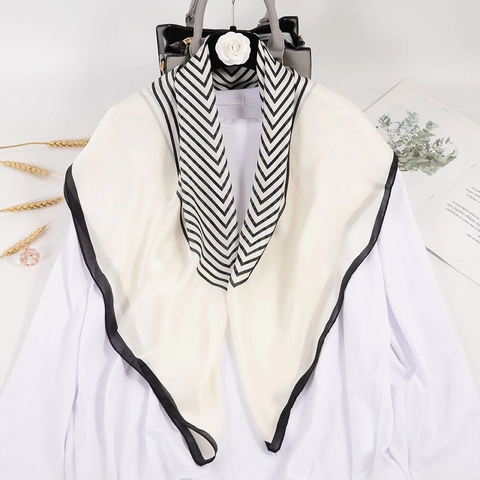 Elegante Sciarpa Quadrata In Raso Poliestere Donna Stampa Geometrica A Righe Moda Collo Testa Avvolgente Accessorio Leggero