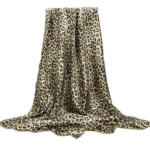 Dames Luxe Satijn Vierkante Sjaal Vintage Luipaardprint Kettingpatroon Mode Grote Hoofddoek Accessoire