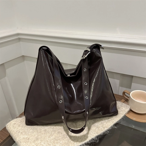 Glänzende PU Leder Tote Bag Große Kapazität Damen Minimalistische Umhängetasche Mit Verstellbarem Ösenriemen Pendler Handtasche