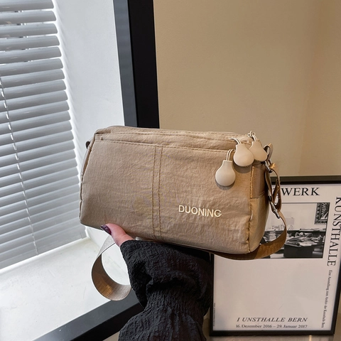 Borsa a Tracolla in Nylon da Donna Grande Capacità Multistrato Cerniera Quadrata Borsa a Spalla Stampa Lettera Casual Sport