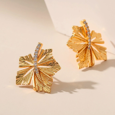 Blatt Ohrstecker Kupfer 18K Vergoldet Zirkonia Strukturiertes Ahornblatt Minimalistischer Schmuck Für Damen Elegant