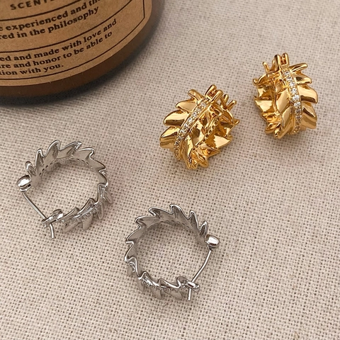 Orecchini A Cerchio In Rame Zircone Pizzo Elegante Forma Di Foglia Irregolare Gioielli Di Moda Per Donne Stile Di Fascia Alta