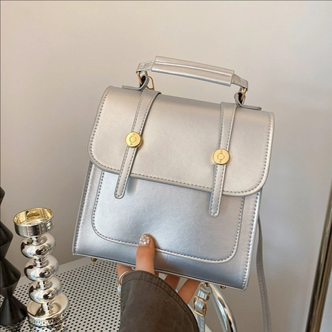 Vintage PU Leren Kleine Rugzak Dames Multifunctionele Handtas Met Gouden Gesp Flap Schoudertas Casual Dagrugzak