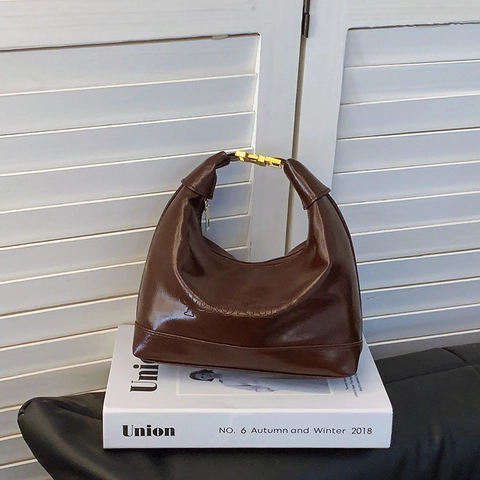 Dames Hobo Schoudertas PU Leer Letters Reliëf Halve Maan Okseltas Retro Minimalistisch Franse Stijl Gouden Hardware