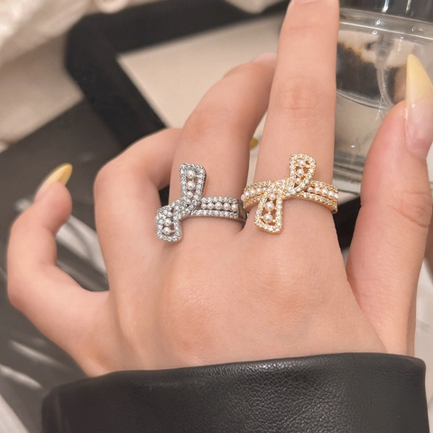 Anello Aperto Fiocco Rame Zircone Perla Artificial Regolabile Nodo Incrociato Gioielli Donna Elegante Design Di Nicchia