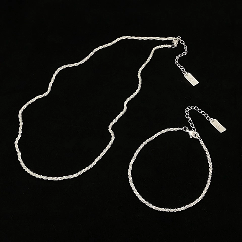 Minimalistisches Schimmerndes Sternenhimmel Halskette Kupfer Versilbert Gedrehte Wellenkette Elegant Vielseitig Für Damen