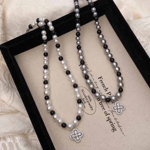 Collier Perlé Avec Pendentif Trèfle À Quatre Feuilles En Zircon Base En Cuivre Élégant Choker Künstliche Perles Imitation Pour Femme
