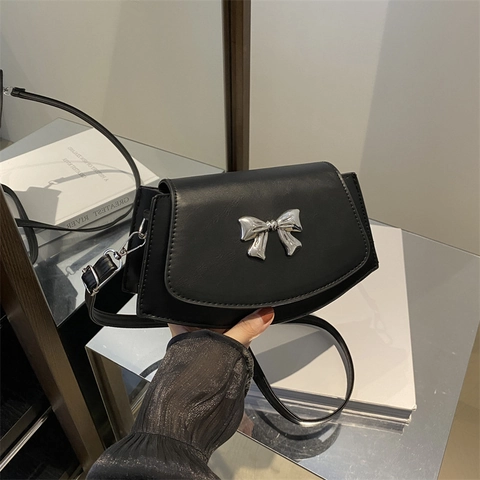Bolso Bandolera Chic de Cuero PU para Mujer Con Lazo de Metal Bolso de Montura Minimalista Elegante Mensajero para Uso Diario