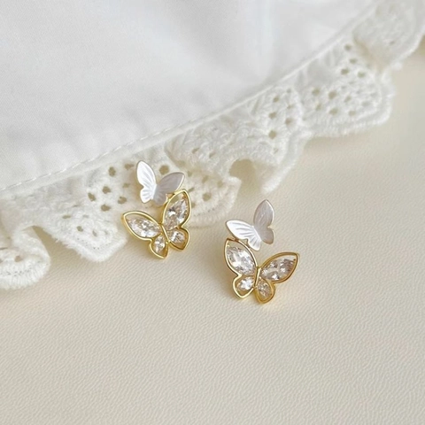 Orecchini A Lobo Doppia Farfalla Rame Placcato Oro Con Zircone Marquise Design A Strati Elegante Stile Di Nicchia Donna