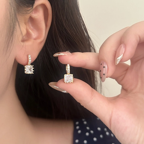 Orecchini A Cerchio Con Zirconi Cubici Quadrati In Rame Micro Pave Gioielli Geometrici Eleganti Per Donna