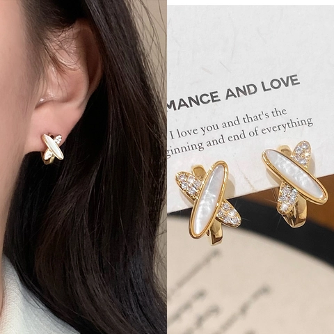 Geometrische Kruis Hoop Oorbellen Verguld Koper Met Kunstparelmoer En Zirkonia Voor Dames Luxe Stijl