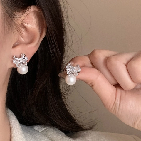 Bow Artificial Pearl Dangle Ear Studs Shiny Zircon Inlaid Copper Earrings Korean Sweet Elegant Fashion Jewelry For Women
