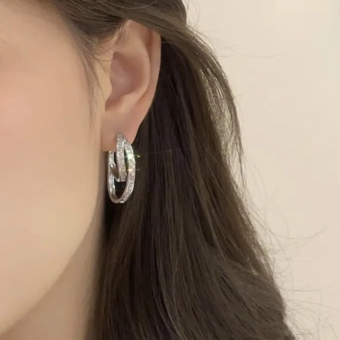 Boucles D'oreilles Croisées À Double Cerceau Géométrique Avec Zircone Cubique Baguette Et Tige En Argent Sterling 925