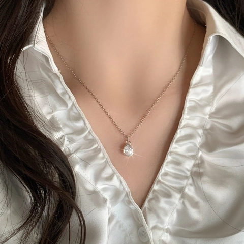 Elegante Wassertropfen Zirkonia Anhänger Halskette Kupfer Basis Versilbert Einfacher Stil Damen Schmuck Für Den Alltag