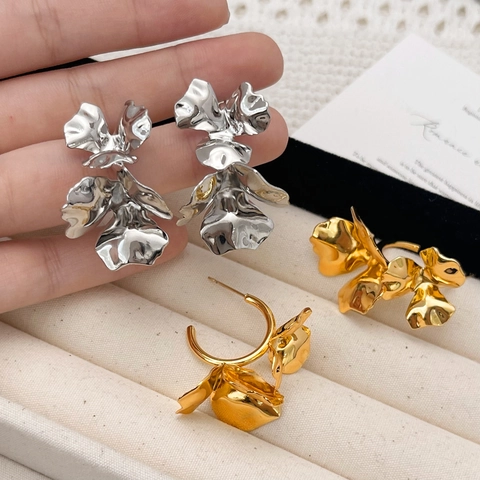 Irregular Flower Petal Stud Earrings For Women Organic Metal Texture Copper Elegant Light Luxury Daily Jewelry
