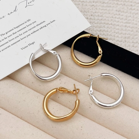Minimalistische Geometrische Möbius Twist Creolen Damen Poliertes Kupfer Vergoldet Silver Earring Post