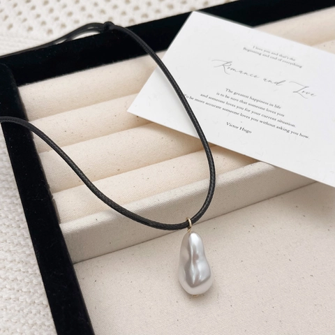 Artificial Baroque Pearl Pendant Necklace With Black Adjustable Wax Cord Minimalist Handmade Elegant Jewelry For Women Daily Wear