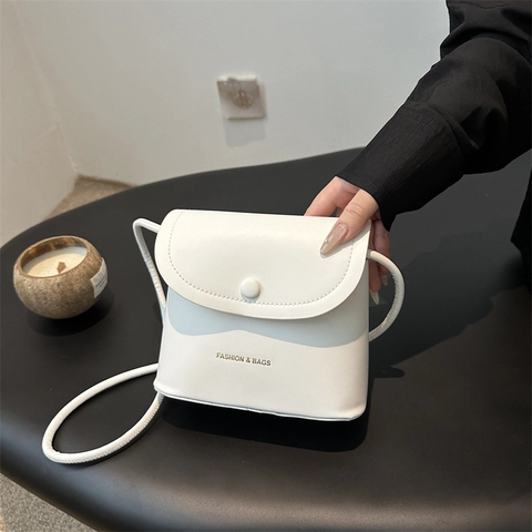 Mini Crossbody Tas Voor Dames PU Leer Klepsluiting Gouden Letters Veelzijdige Trendy Schoudertas Kleine Portemonnee