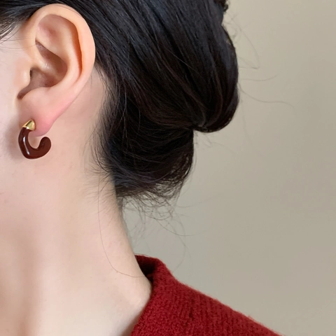 Retro C-Shaped Hoop Earrings For Women Burgundy Red Enamel Copper With 925 Sterling Silver Earring Post Minimalist