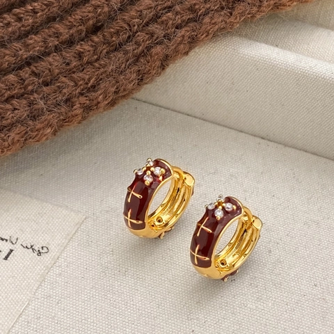 Pendientes De Aro De Cobre Vintage Con Esmalte Rojo Oscuro Patrón De Cruz Circón Estilo Francés Elegante Mujer