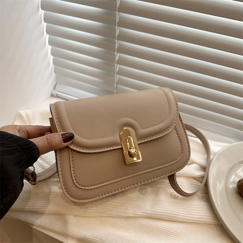 Women Retro PU Leather Small Square Bag Simple Solid Color Shoulder Crossbody Bag With Metal Lock For Daily Commuting