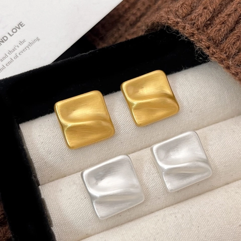 Quadratische Ohrstecker Gebürstetes Kupfer Gewellte Textur Geometrisch Minimalistisch Elegant Schmuck Zubehör Damen Modern