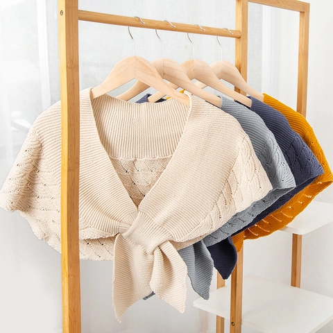 Women's Knitted Hollow Out Shawl Capelet Solid Color Wavy Edge Warp Knitted Shoulder Wrap For Spring Autumn Accessories