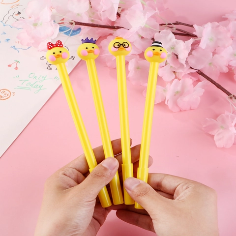 Schattige Cartoon Klein Geel Eendje Gelpen 0.5mm Zwarte Inkt Plastic Siliconen Schrijfpen Voor School Kantoor Student Cadeau