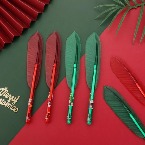 Penne Gel Di Natale Forma Di Piuma Inchiostro Nero Plastica Cartone Animato Babbo Natale Renna Cancelleria Regalo Di Vacanza