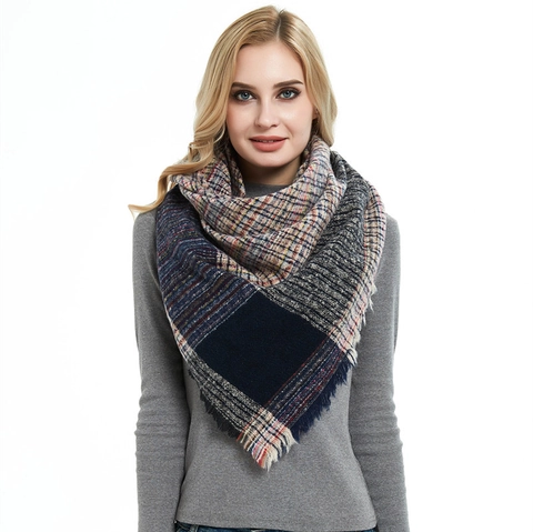 Women's Classic Plaid Triangle Shawl Scarf Warm Polyester Checkered Scarf With Tassel Fringe For Everyday Casual Outfits