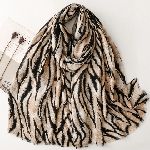 Écharpe Châle Imprimé Animal Avec Fil Doré Métallisé Bord Effiloché Polyester Léger Doux Protection Solaire Pour Femmes