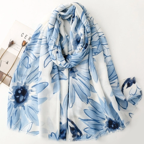 Women Scarf Satin Polyester Lightweight Floral Daisy Print Sun Protection Shawl Travel Headscarf Elegant Thin Soft Wrap