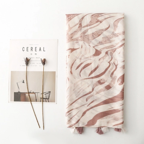 Elegante Lange Sjaal Omslagdoek Polyester Bamboegaren Abstracte Golfprint Met Kwastjes Lichtgewicht Zonbescherming Voor Vrouwen