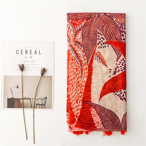 Women Long Scarf Voile Polyester Tropical Leaf Print Sun Protection Tassel Shawl Vacation Style Lightweight Breathable Soft