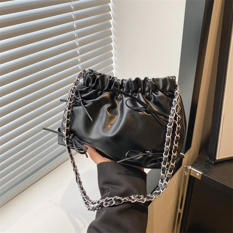 Borsa A Mano Nuvola Increspata Pelle PU Fiocco Borsa A Tracolla Con Catena Argento Stile Coreano Y2K Moda Versatile