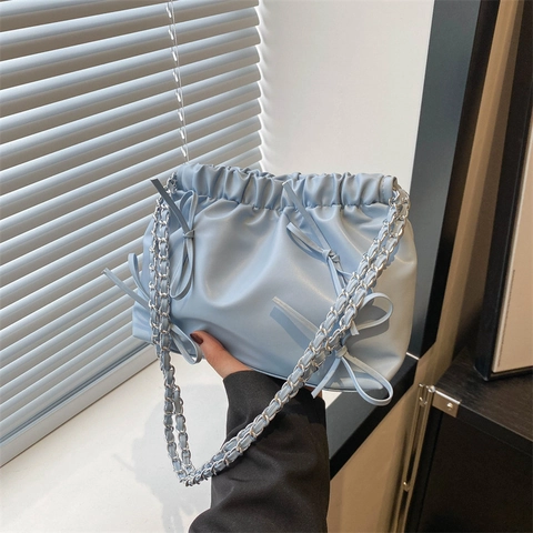 Borsa A Mano Nuvola Increspata Pelle PU Fiocco Borsa A Tracolla Con Catena Argento Stile Coreano Y2K Moda Versatile