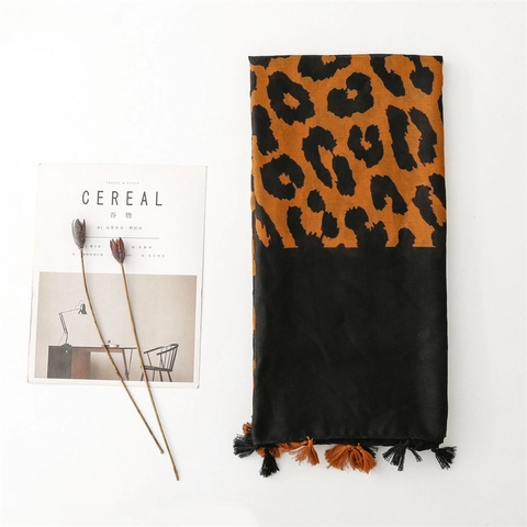 Bufanda De Leopardo Para Mujer Sarga De Poliéster Bloque De Color Borla Chal Moda Versátil Suave Playa Parasol