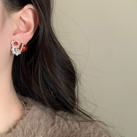 Orecchini A Lobo Fiore Vintage Con Perno In Argento Sterling 925 Rame Placcato Oro 14K Perla Artificial Imitazione Resina Donne