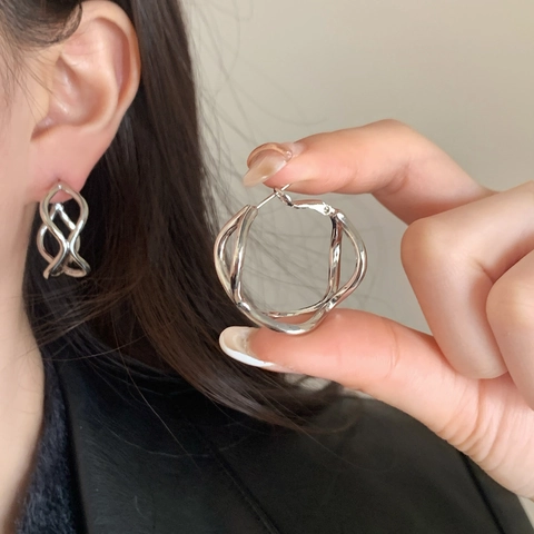 Twisted Irregular Geometric Hoop Earrings Hollow Intertwined Brass Metal Minimalist Elegant Jewelry For Women