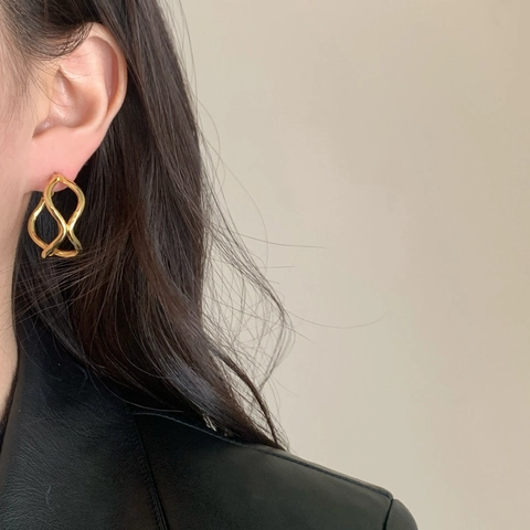 Twisted Irregular Geometric Hoop Earrings Hollow Intertwined Brass Metal Minimalist Elegant Jewelry For Women
