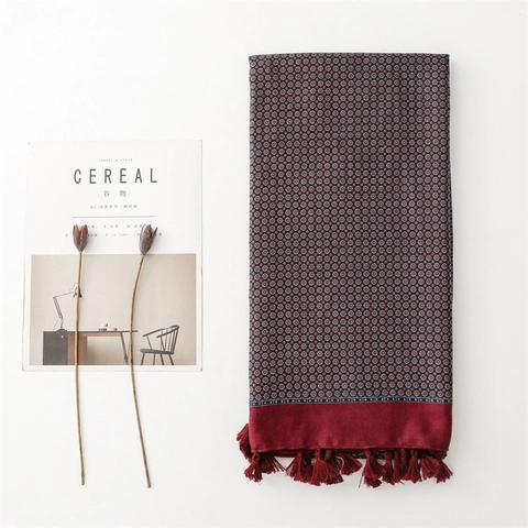 Écharpe À Motif Géométrique Rétro Rouge Vin Châle À Franges Élégant Accessoires De Voyage Pour Femmes Polyester