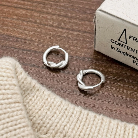 Matte Silver Plated Copper Hoop Earrings Minimalist Geometric Knot Wave Twisted Bamboo Ear Buckles For Women Elegant