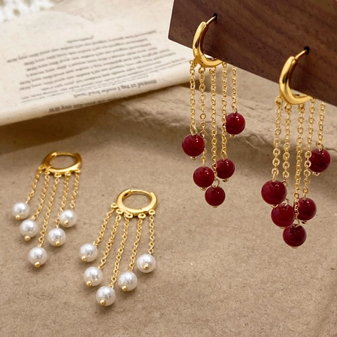 Eleganti Orecchini Con Nappine Rame Placcato Oro Catena Lunga Goccia Perla Artificial Bianca Künstliche Perle Rosse Stile Vintage Per Donne
