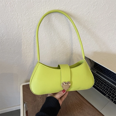 Bolso De Hombro Baguette Chic Cuero PU Hebilla De Metal Corazón Color Sólido Minimalista Para Mujer Moda Vintage Informal